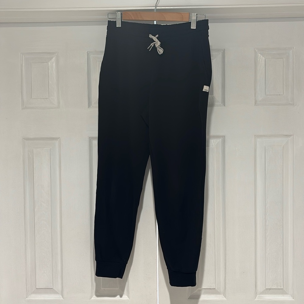 Vuori Performance Jogger Women’s size small